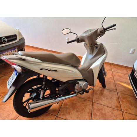 HONDA Biz 125 EX, Foto 4