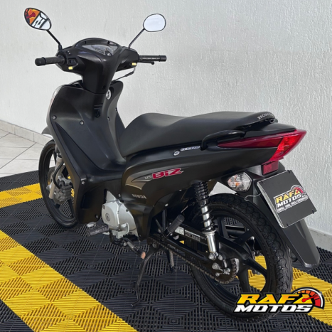 HONDA Biz 125 EX, Foto 6