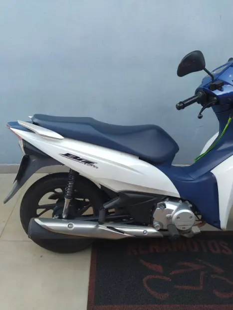 HONDA Biz 125 EX, Foto 6