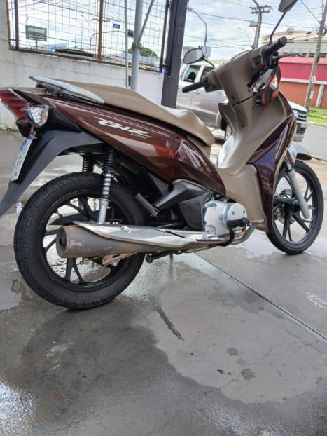 HONDA Biz 125 EX, Foto 4