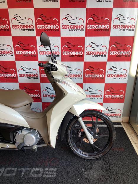 HONDA Biz 125 EX, Foto 4