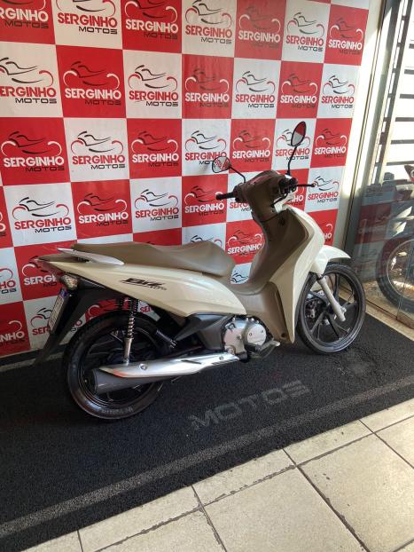 HONDA Biz 125 EX, Foto 6