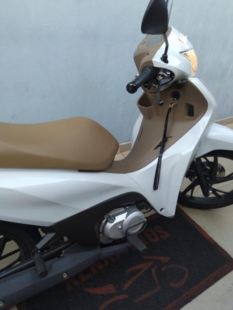 HONDA Biz 125 EX, Foto 6