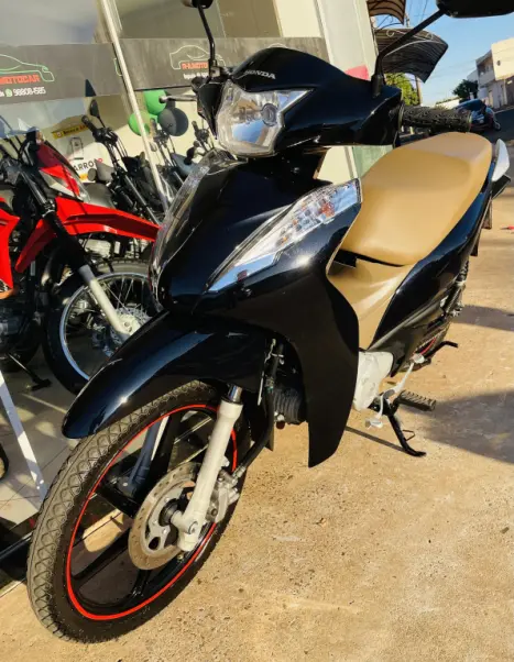 HONDA Biz 125 EX, Foto 6