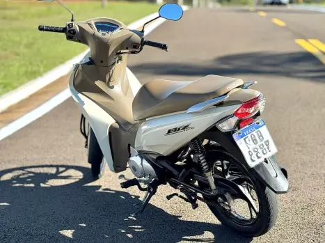 HONDA Biz 125 EX, Foto 6