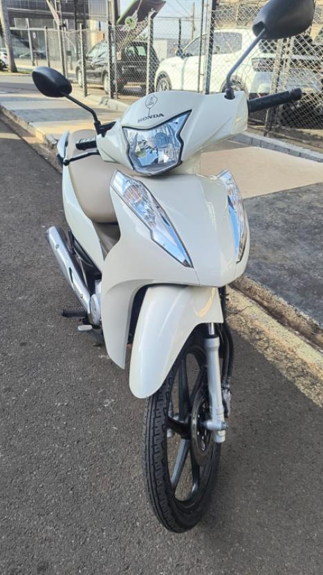 HONDA Biz 125 EX, Foto 3