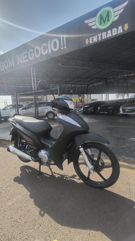HONDA Biz 125 EX, Foto 8