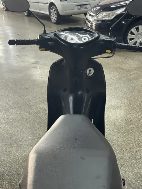 HONDA Biz 125 EX, Foto 5