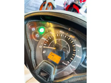 HONDA Biz 125 EX, Foto 9