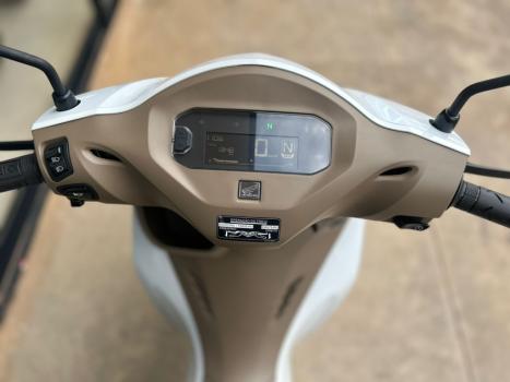 HONDA Biz 125 EX, Foto 9