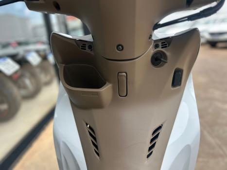 HONDA Biz 125 EX, Foto 10