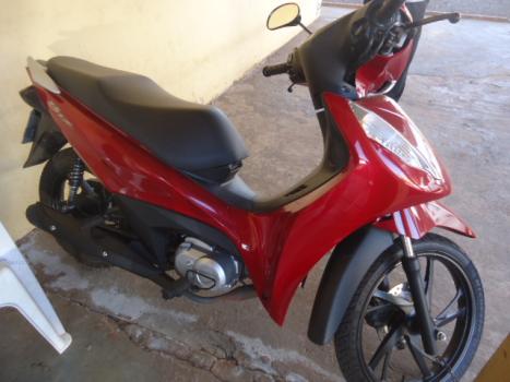 HONDA Biz 125 EX, Foto 2