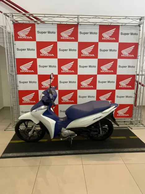 HONDA Biz 125 EX, Foto 3