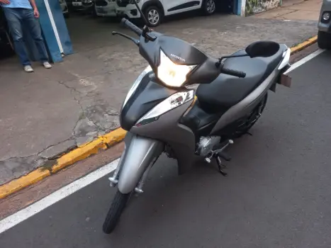 HONDA Biz 125 FLEX, Foto 2