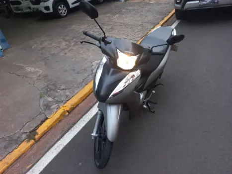 HONDA Biz 125 FLEX, Foto 10