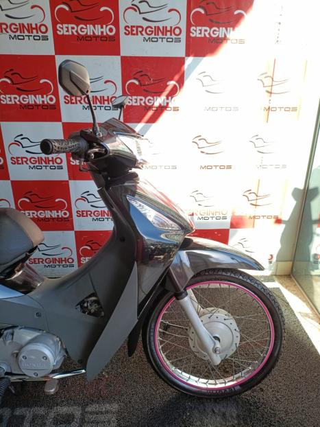 HONDA Biz 125 KS, Foto 3