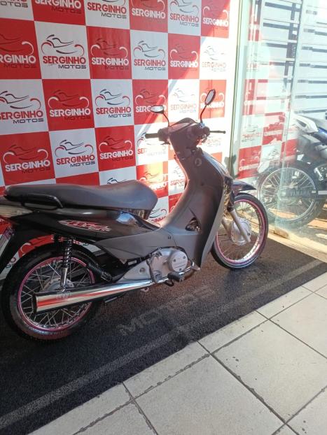 HONDA Biz 125 KS, Foto 4