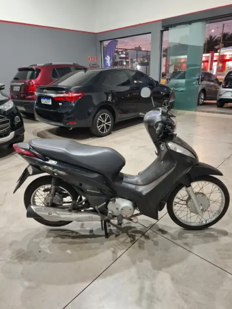 HONDA Biz 125 KS, Foto 4