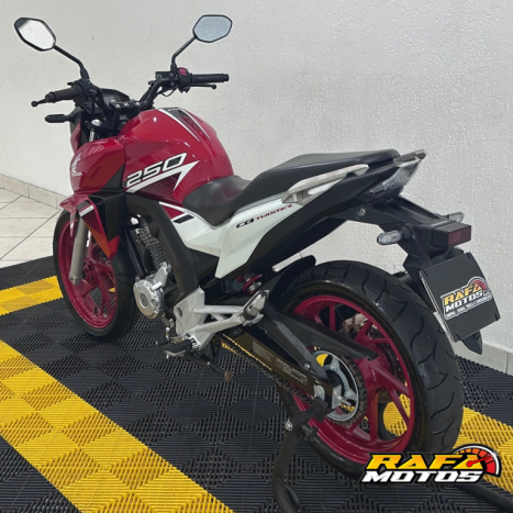 HONDA CB 250 F Twister FLEXONE, Foto 6