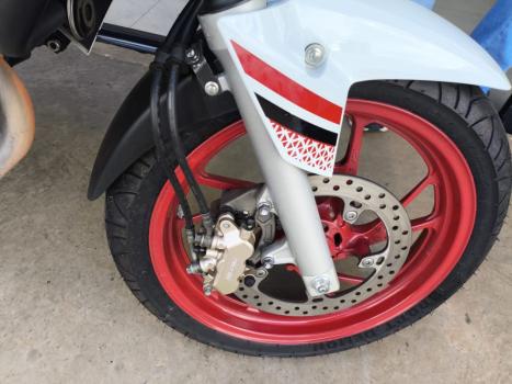 HONDA CB 250 F Twister , Foto 9