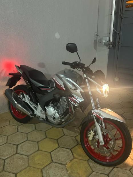 HONDA CB 250 F Twister FLEXONE, Foto 6