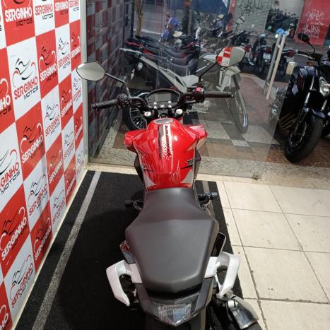 HONDA CB 250 F Twister , Foto 4