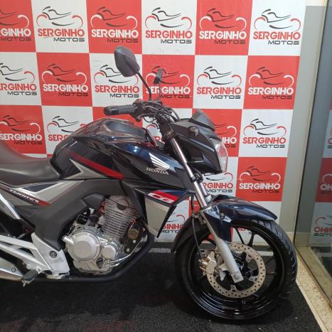 HONDA CB 250 F Twister , Foto 7