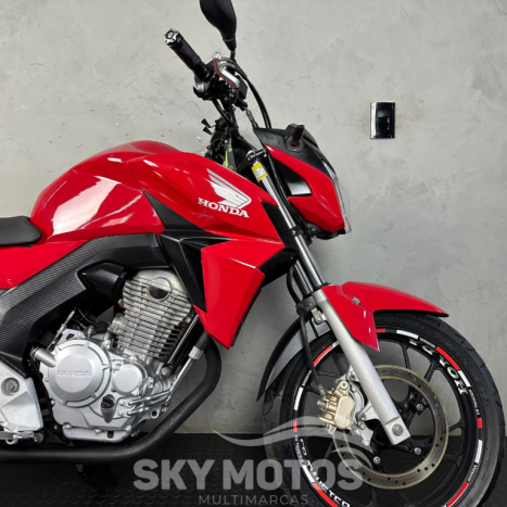 HONDA CB 250 F Twister , Foto 5