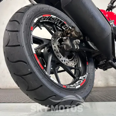 HONDA CB 250 F Twister , Foto 10