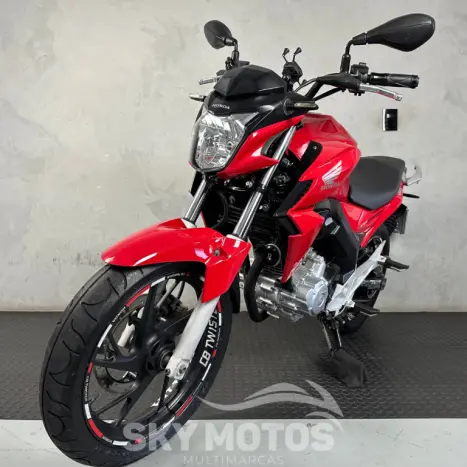 HONDA CB 250 F Twister , Foto 13