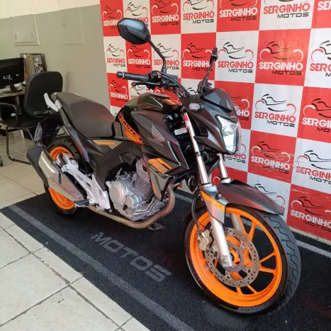 HONDA CB 250 F Twister , Foto 2