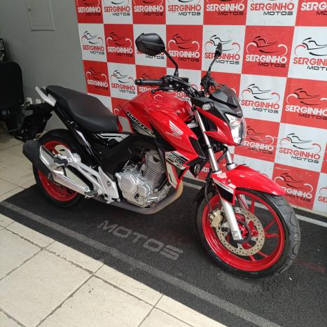 HONDA CB 250 F Twister , Foto 3