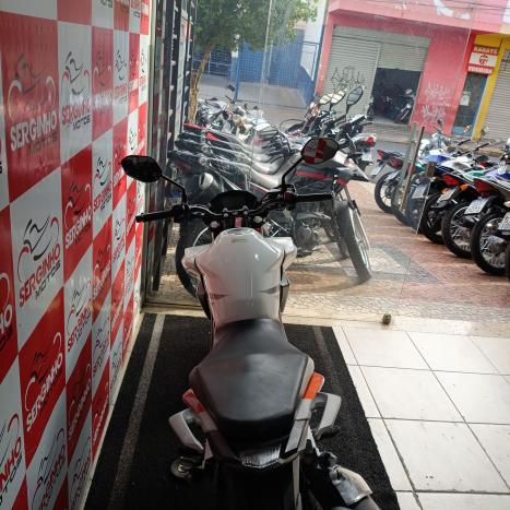 HONDA CB 250 F Twister , Foto 7