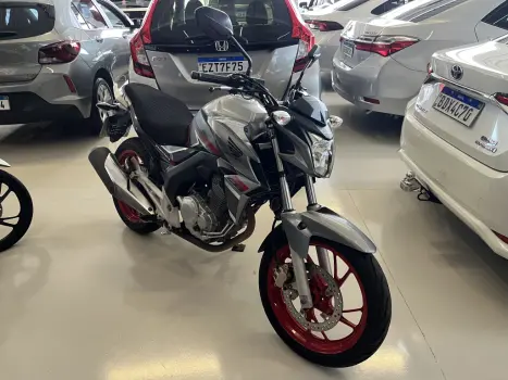 HONDA CB 250 F Twister , Foto 1