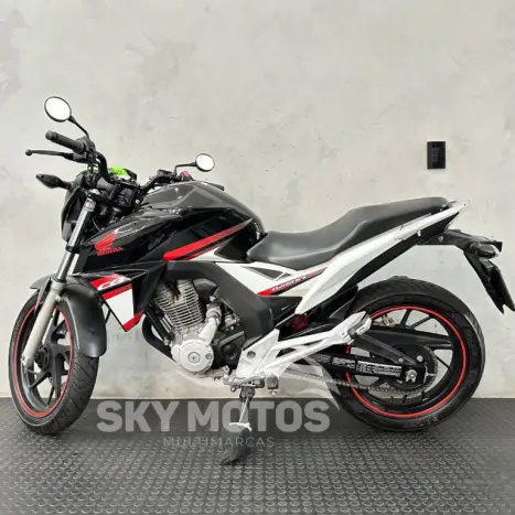 HONDA CB 250 F Twister , Foto 11