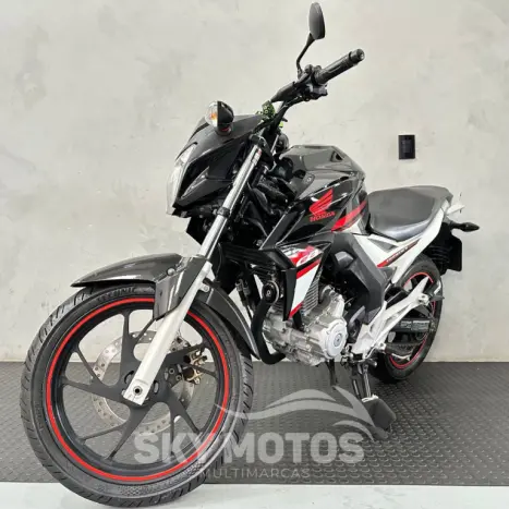 HONDA CB 250 F Twister , Foto 14