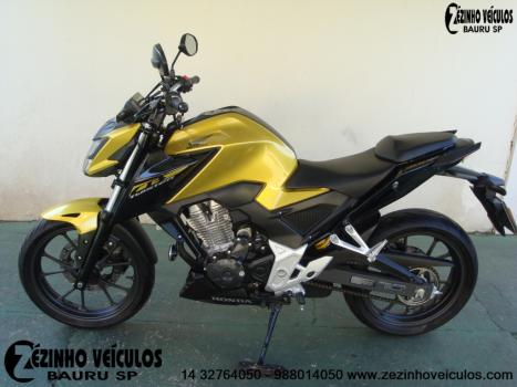 HONDA CB 300 F Twister FLEX ABS, Foto 2