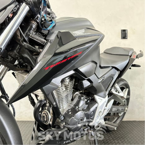 HONDA CB 300 F Twister FLEX CBS, Foto 15