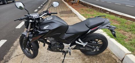 HONDA CB 300 F Twister FLEX ABS, Foto 4