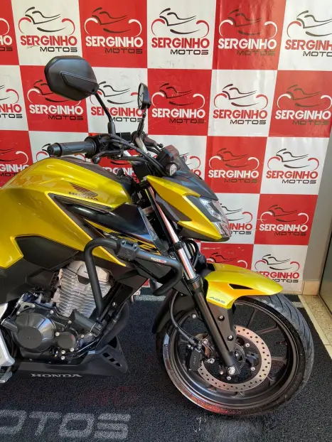 HONDA CB 300 F Twister FLEX ABS, Foto 3