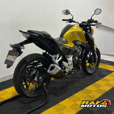 HONDA CB 300 F Twister FLEX ABS, Foto 5