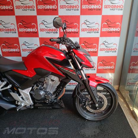 HONDA CB 300 F Twister FLEX ABS, Foto 4