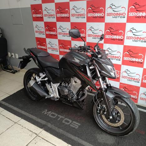 HONDA CB 300 F Twister FLEX ABS, Foto 4