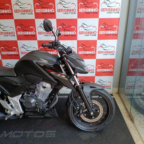 HONDA CB 300 F Twister FLEX ABS, Foto 3