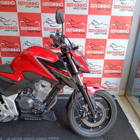HONDA CB 300 F Twister FLEX ABS, Foto 3