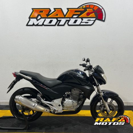 HONDA CB 300 R ESPECIAL EDITION, Foto 2