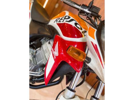HONDA CB 300 R ESPECIAL EDITION, Foto 7