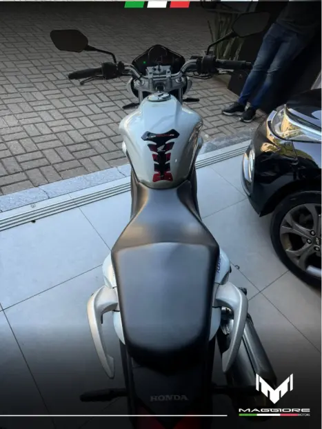 HONDA CB 300 R FLEX, Foto 4