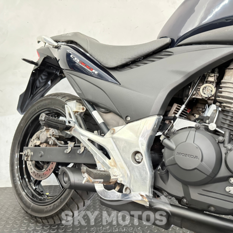 HONDA CB 300 R STD, Foto 6