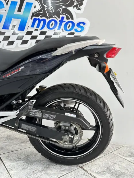 HONDA CB 300 R STD, Foto 7